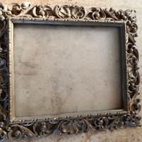 cornice in legno vintage 