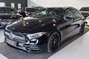 MERCEDES-BENZ A 35 AMG 4Matic