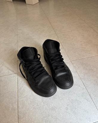 Sneakers Jordan Air Jordan 1 Mid Triple Black