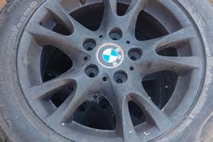 Treno gomme invernali BMW