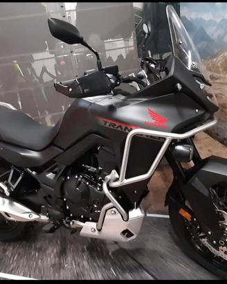 Honda Transalp 750