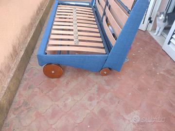 Letto apribile con ruote