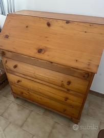 Secretaire in legno massiccio