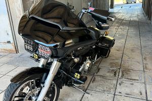 Road Glide special