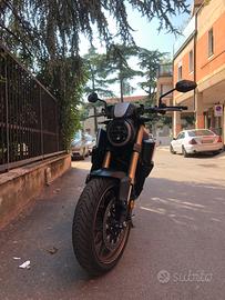 Honda Cb 650 r 2600 km