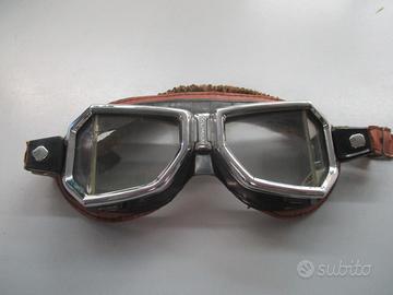 Accessori e ricambi vintage per moto