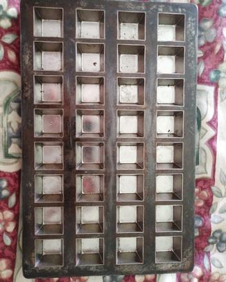 Stampo vintage metallo 
