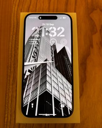 iPhone 15 Pro Nero 256GB