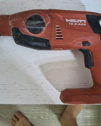 trapano e avvitatore Hilti 