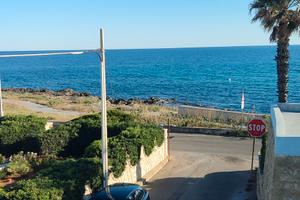 Fronte mare ECONOMICA LIBERA GIUGNO LUGLIO