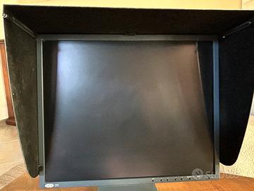 Monitor lacie 319