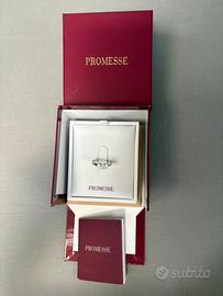 Anello trilogy in oro bianco e diamanti