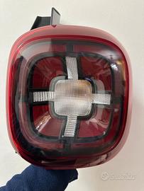 Fanale posteriore Dacia Duster 