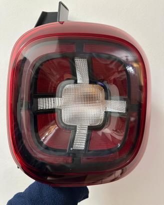 Fanale posteriore Dacia Duster 