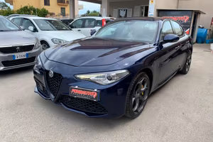 Alfa Romeo Giulia 2.0 Turbo 280 CV AT8 AWD Q4 Velo