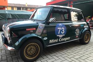 Mini Cooper 1300 uso competitivo