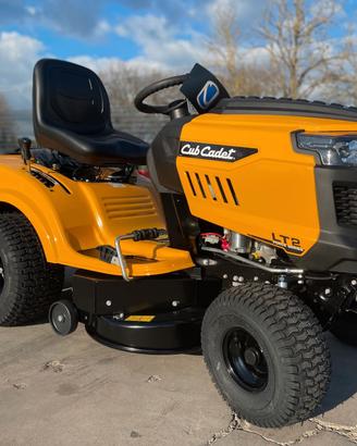 Trattorino tagliaerba Cub Cadet LT2 NR92 Promo sel
