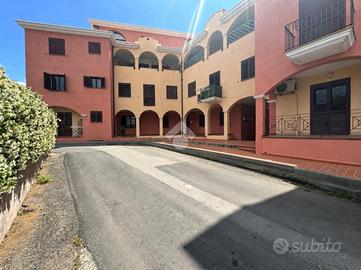 2 LOCALI A TORTOLÌ