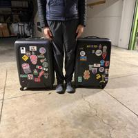 Coppia di valigie Delsey