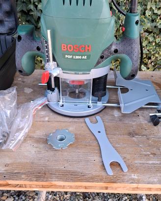 Fresatrice Bosch 1200w 230v