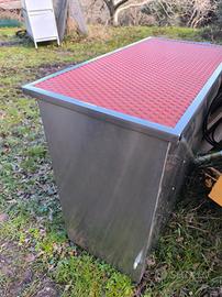 Tavolo in acciaio ISBernard