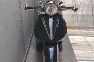 piaggio Beverly cruiser 250 