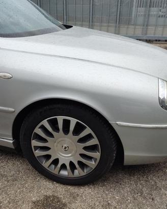 Parafango destro LANCIA THESIS del 2003