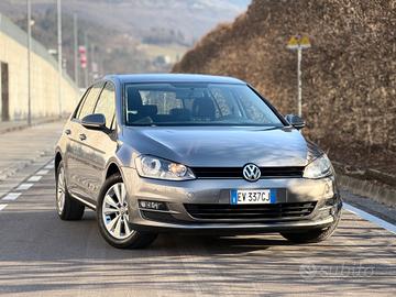 Volkswagen Golf 1.4 TSI 5p. Comfortline Ok neopate