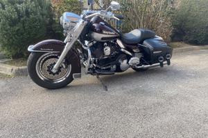 Harley davidson-Road King centenario