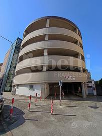 Box/Posto auto Modena [Cod. rif PEL7383VCG]