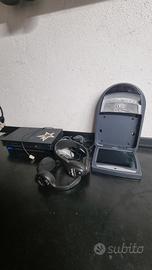 televisore Clarion con cuffie per tetto auto
