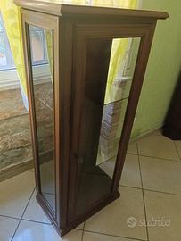 VETRINA IN NOCE 