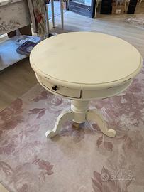 Tavolino in legno tondo bianco