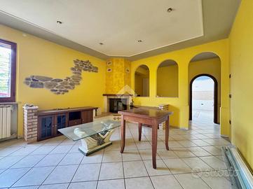 PORZIONE DI BIFAMILIARE A MONTELABBATE