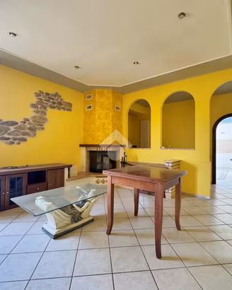 PORZIONE DI BIFAMILIARE A MONTELABBATE