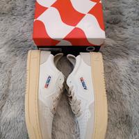 Scarpe Autry vestibilità n. 42