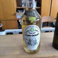 Glen grant scotch whisky 5 years old -1986