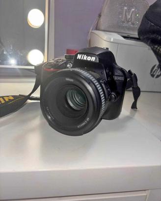 Macchina Fotografica Nikon D3400 + Obiettivi