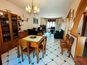 Casa singola attaccata con scoperto Udine Centro S