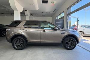 LAND ROVER - Discovery Sport - 2.0 TD4 180 CV HSE
