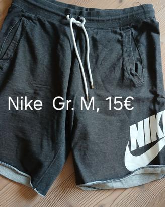 Pantaloni corti uomo