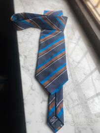 Cravatta pura seta Trussardi