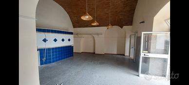 Locale commerciale Tursi