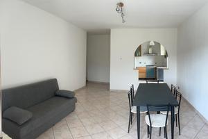 Stanze in appartamento ampio e luminoso