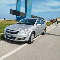 Opel Astra 1700 cc