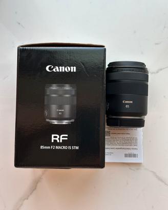 Canon RF 85mm F2 Macro IS STM completo
