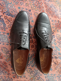 Scarpe artigianali in pelle vintage