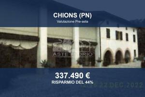 Immobile in asta di 598 m² con più di 5 locali a C