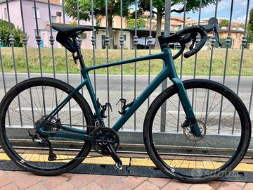 Bici gravel cube nuroad taglia L