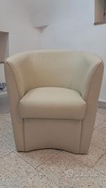 poltrona in ecopelle 